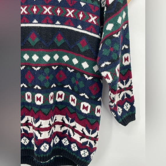 Vintage Cut 4 U Men's Turtleneck Patterned Knit Sweater Black, Burgundy & Green - Picture 4 of 16